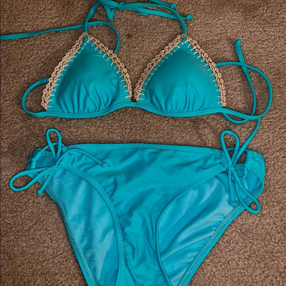 Bikini Set - image 1